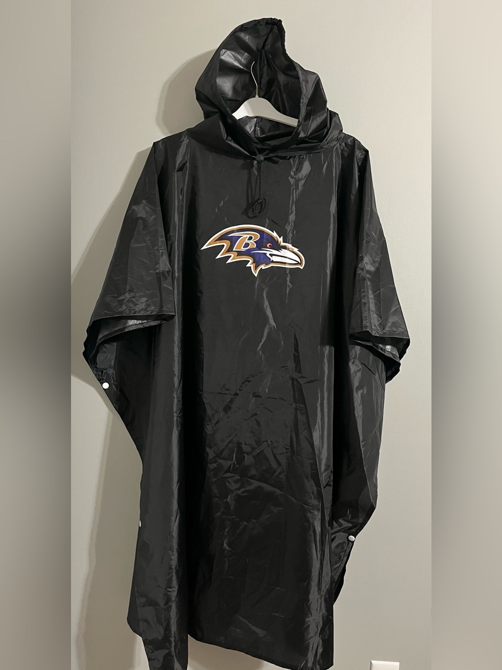 Northwest NFL Baltimore Ravens Deluxe Pullover Poncho
